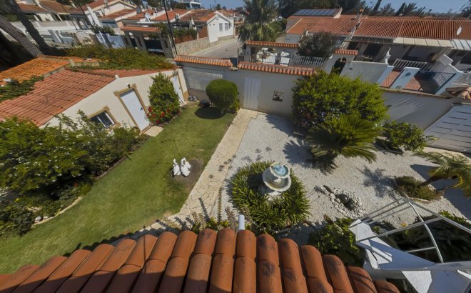Resale - Villa -
Torrevieja - Costa Blanca