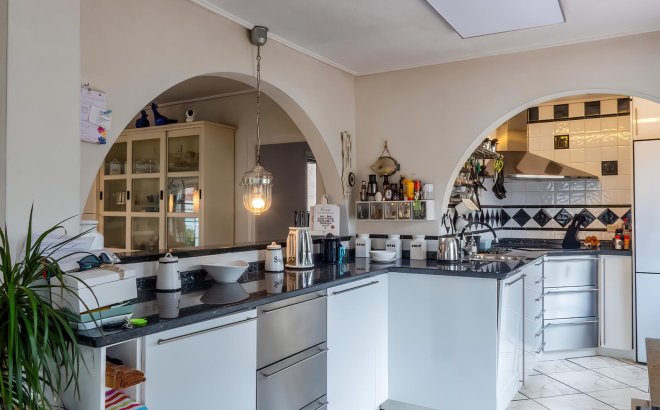 Resale - Villa -
Torrevieja - Costa Blanca