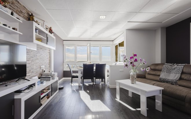 Resale - Apartment -
Torrevieja - Costa Blanca