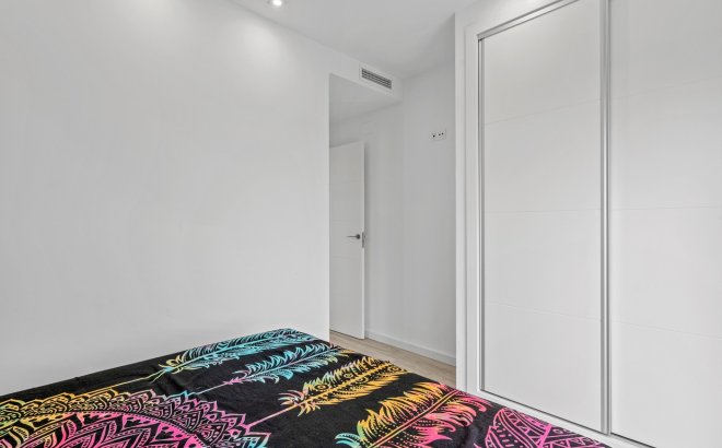 Resale - Villa -
Orihuela Costa - Cabo Roig