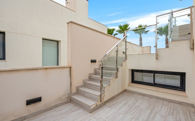 Resale - Villa -
Orihuela Costa - Cabo Roig