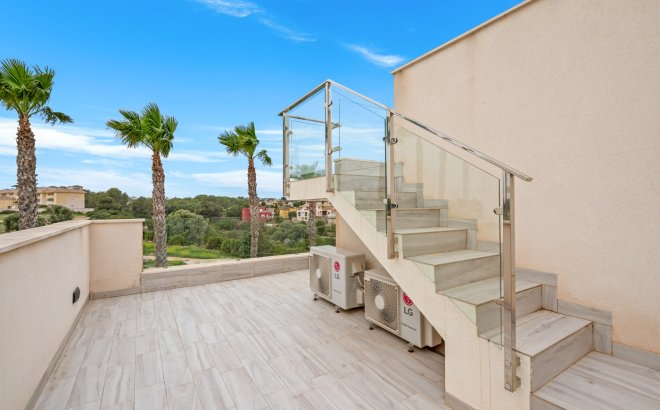 Resale - Villa -
Orihuela Costa - Cabo Roig