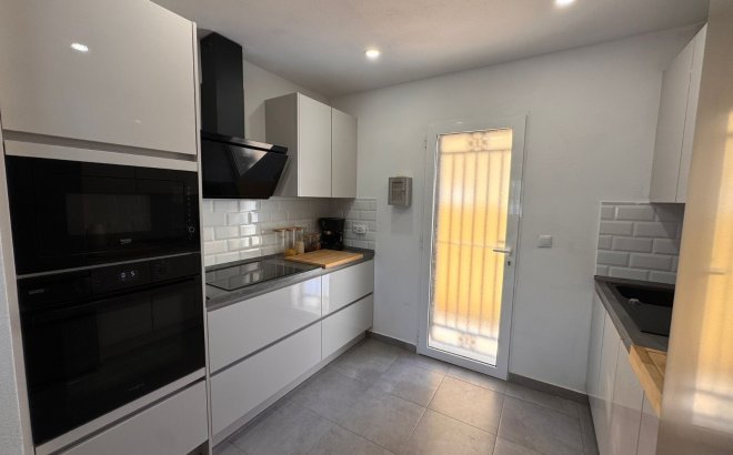 Resale - Town House -
Campoamor - Costa Blanca