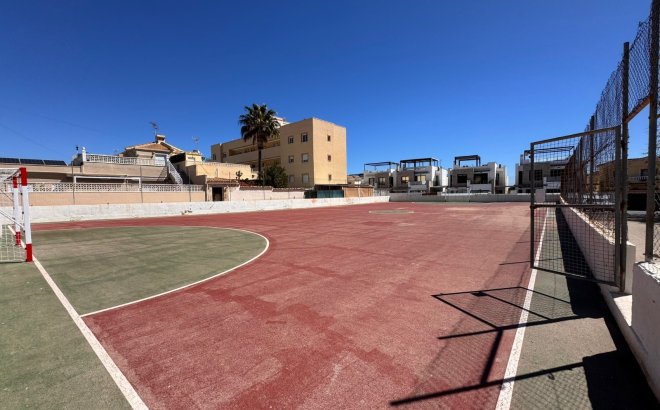 Resale - Town House -
Campoamor - Costa Blanca