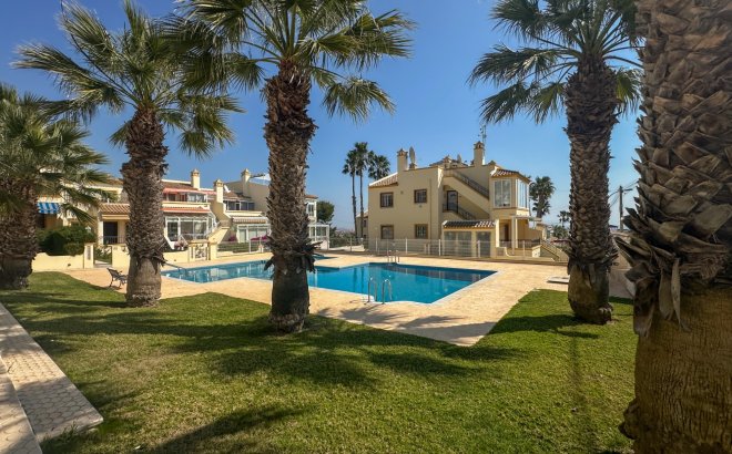 Resale - Dúplex -
Orihuela Costa - Costa Blanca