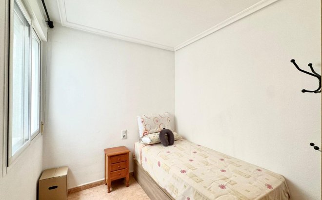 Revente - Appartement -
Torrevieja