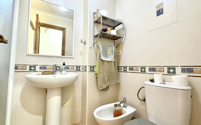 Revente - Appartement -
Torrevieja