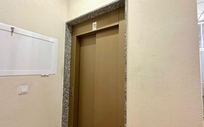 Revente - Appartement -
Torrevieja