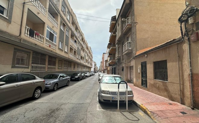 Revente - Appartement -
Torrevieja