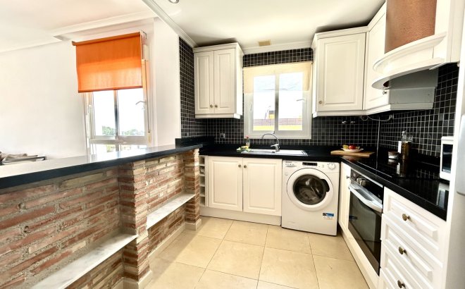 Resale - Apartment -
Villamartin - Costa Blanca