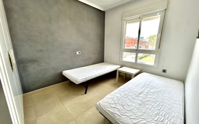 Resale - Apartment -
Villamartin - Costa Blanca