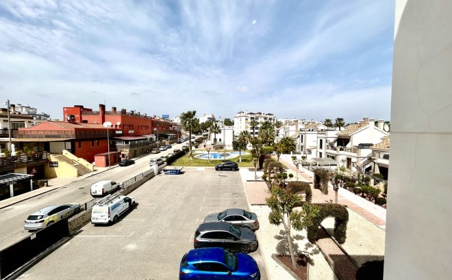 Resale - Apartment -
Villamartin - Costa Blanca