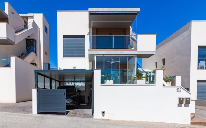 Resale - Apartment -
San Miguel de Salinas - Bellavista