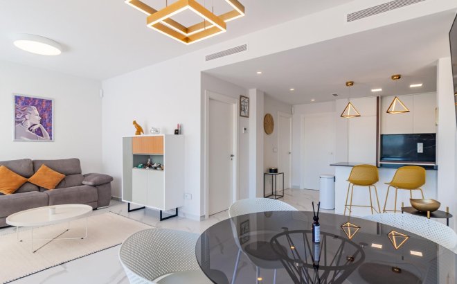 Resale - Apartment -
San Miguel de Salinas - Bellavista