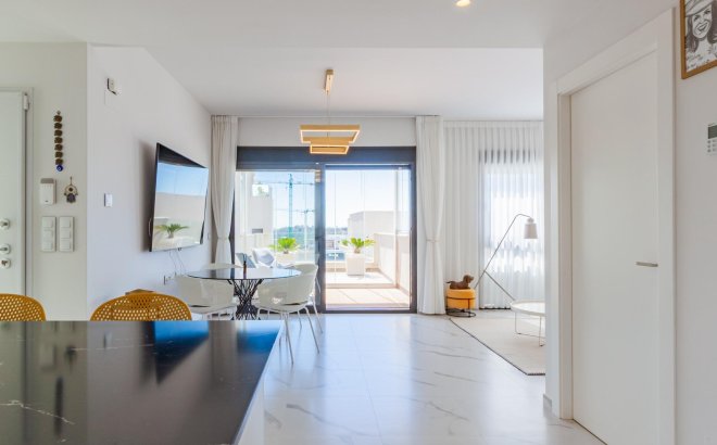 Resale - Apartment -
San Miguel de Salinas - Bellavista