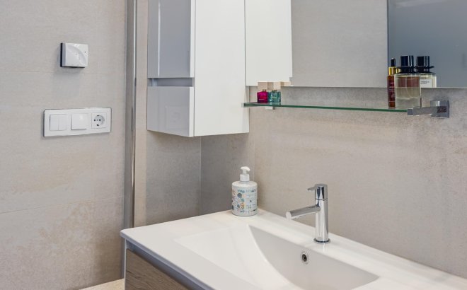 Resale - Apartment -
San Miguel de Salinas - Bellavista