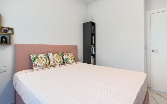 Resale - Apartment -
San Miguel de Salinas - Bellavista