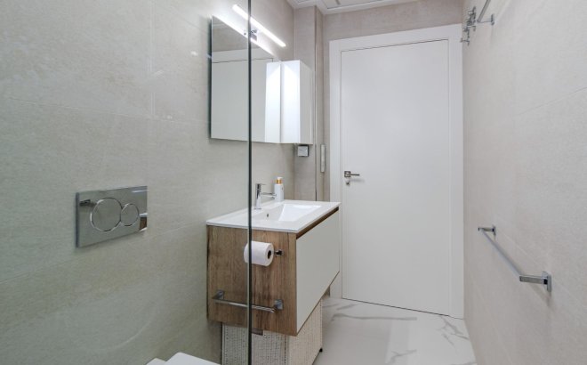 Resale - Apartment -
San Miguel de Salinas - Bellavista