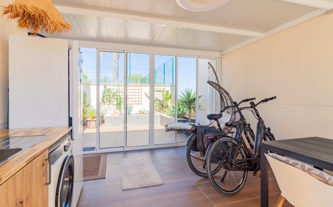 Resale - Apartment -
San Miguel de Salinas - Bellavista