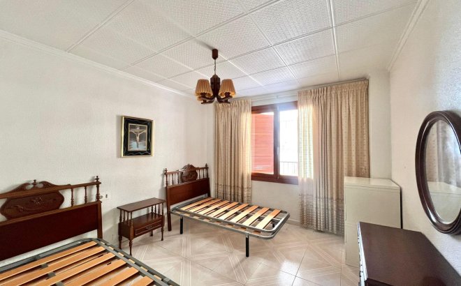 Resale - Apartment -
Torrevieja - Acequion