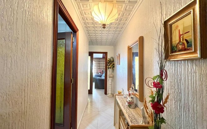 Resale - Apartment -
Torrevieja - Acequion