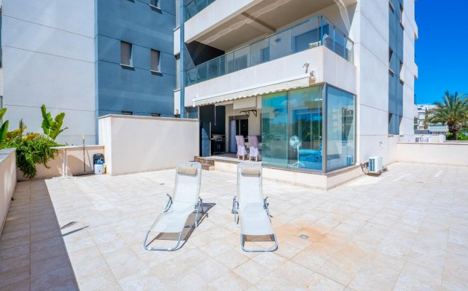 Resale - Apartment -
Orihuela Costa - Los Dolses