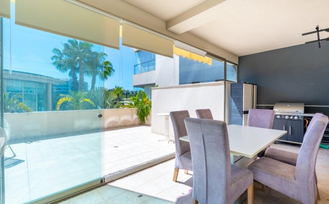 Resale - Apartment -
Orihuela Costa - Los Dolses