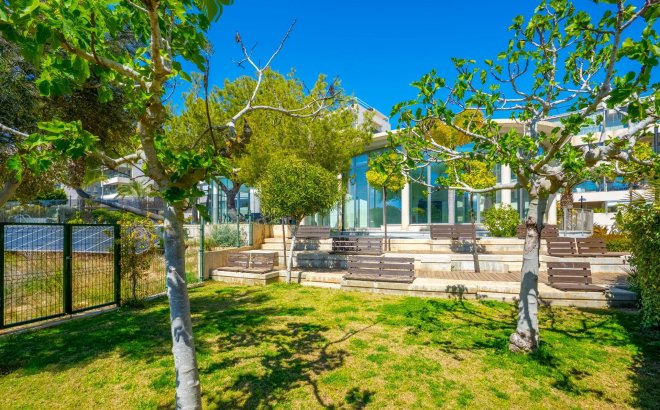 Resale - Apartment -
Orihuela Costa - Los Dolses