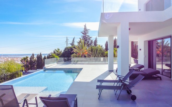 Resale - Villa -
Ciudad Quesada - Costa Blanca