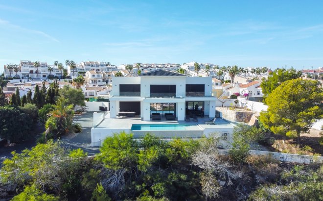 Resale - Villa -
Ciudad Quesada - Costa Blanca