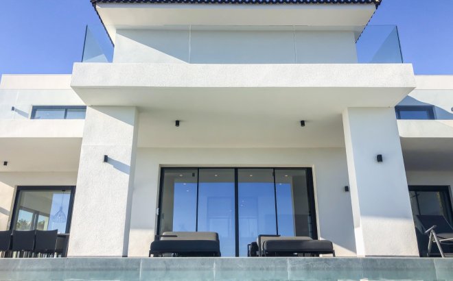 Resale - Villa -
Ciudad Quesada - Costa Blanca