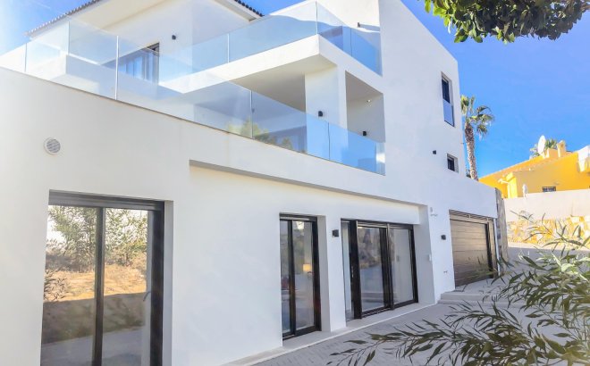 Resale - Villa -
Ciudad Quesada - Costa Blanca