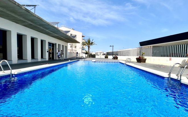 Resale - Apartment -
Los Dolses - Inland