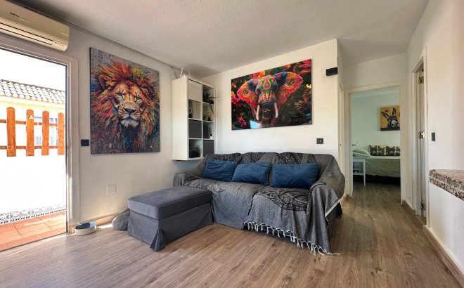 Resale - Bungalow -
Orihuela Costa - Costa Blanca