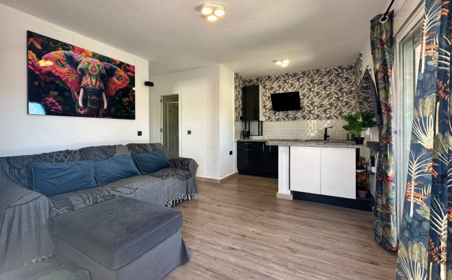 Resale - Bungalow -
Orihuela Costa - Costa Blanca