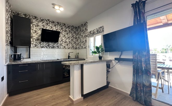 Resale - Bungalow -
Orihuela Costa - Costa Blanca