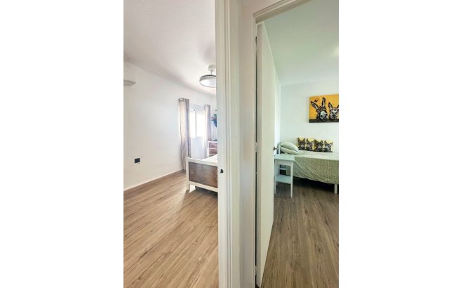 Resale - Bungalow -
Orihuela Costa - Costa Blanca