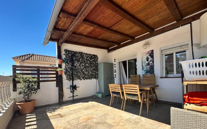 Resale - Bungalow -
Orihuela Costa - Costa Blanca