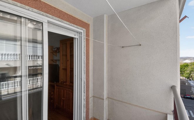 Revente - Appartement -
Torrevieja - PARQUE DE LAS NACIONES