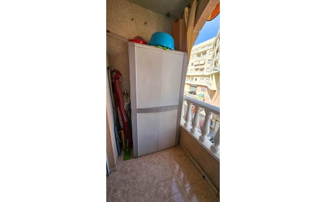 Resale - Apartment -
Torrevieja - Centro