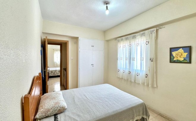 Resale - Apartment -
Torrevieja - Estacion De Autobuses