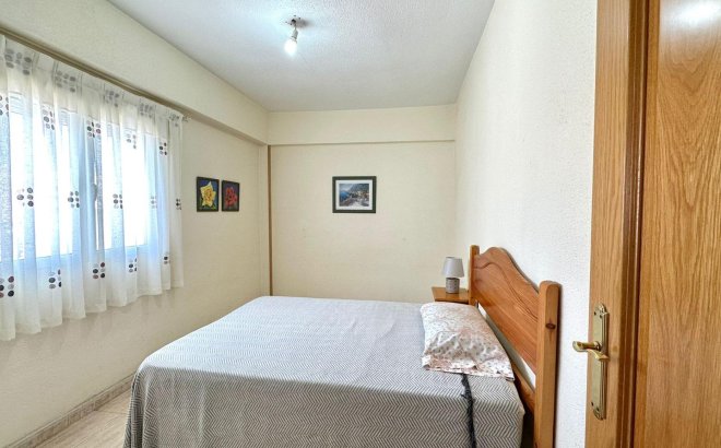 Resale - Apartment -
Torrevieja - Estacion De Autobuses