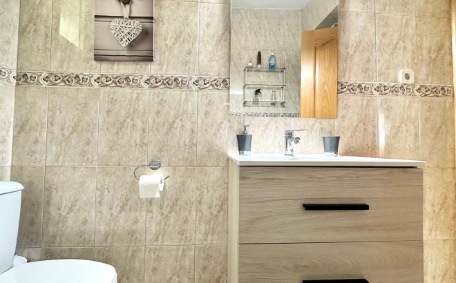 Resale - Apartment -
Torrevieja - Estacion De Autobuses