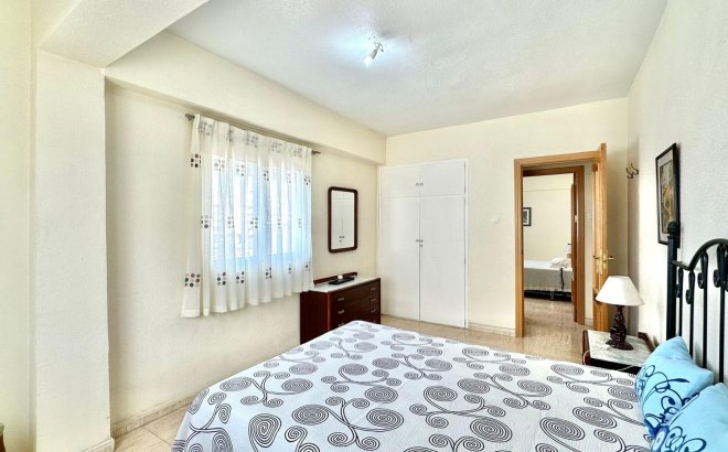 Resale - Apartment -
Torrevieja - Estacion De Autobuses