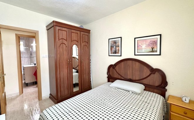 Resale - Apartment -
Torrevieja - Estacion De Autobuses