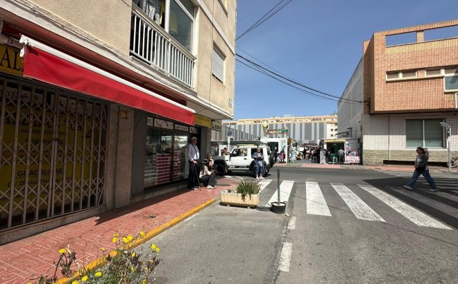 Resale - Apartment -
Torrevieja - Estacion De Autobuses