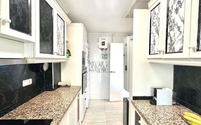 Resale - Villa -
Orihuela Costa - La Regia