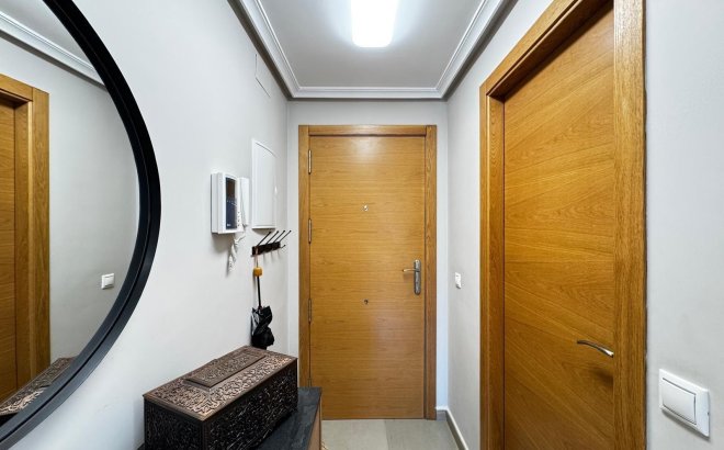 Resale - Apartment -
Torrevieja - Playa del Cura