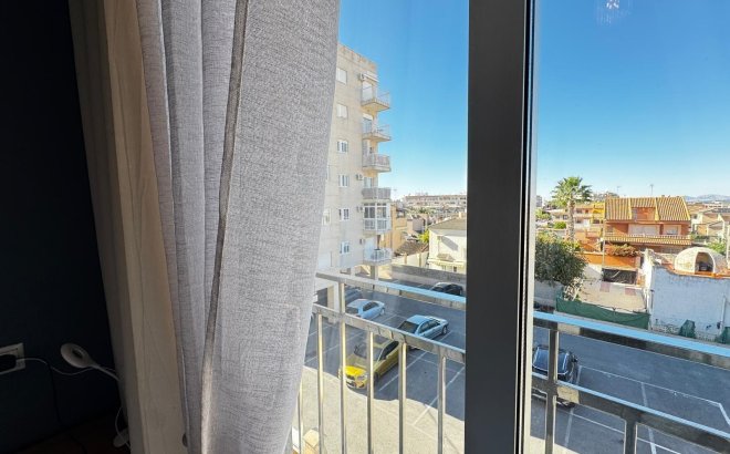 Resale - Apartment -
Torrevieja - Playa del Cura
