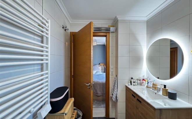 Resale - Apartment -
Torrevieja - Playa del Cura